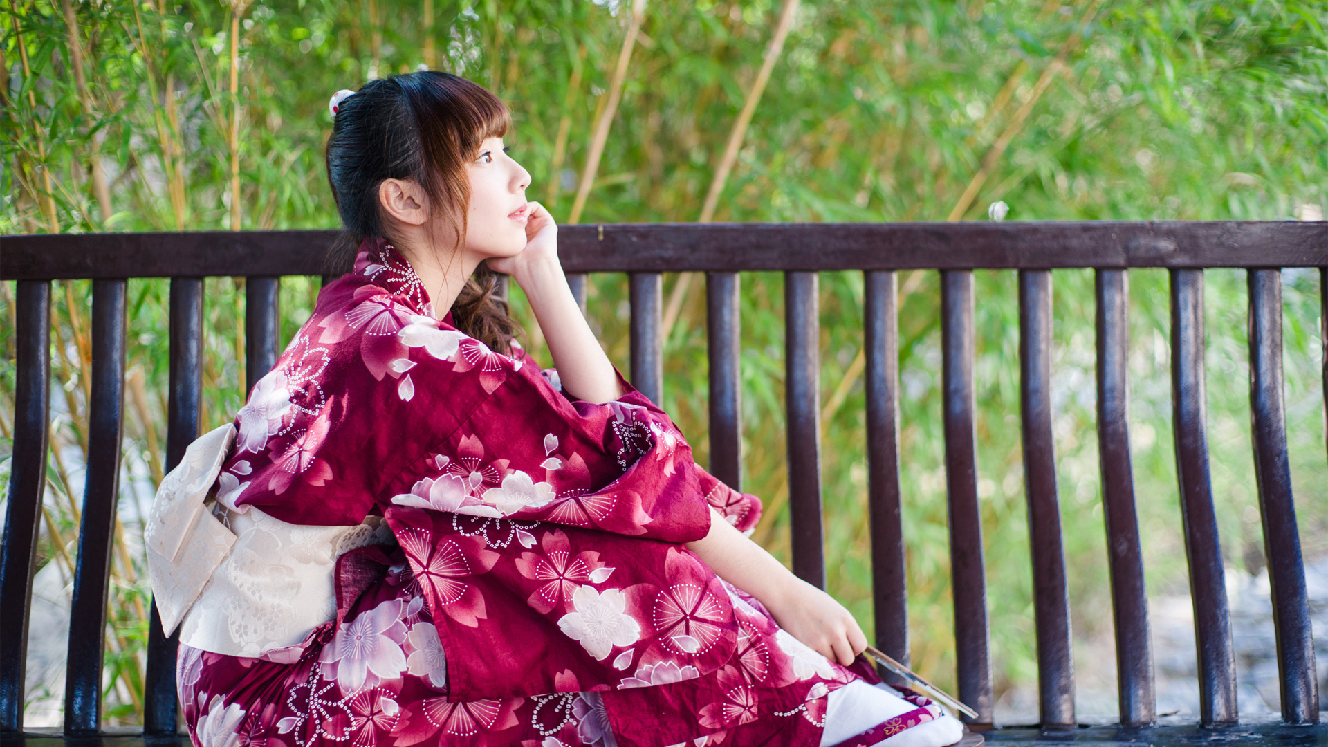竹子 凉亭 椅子 日本和服美女壁纸