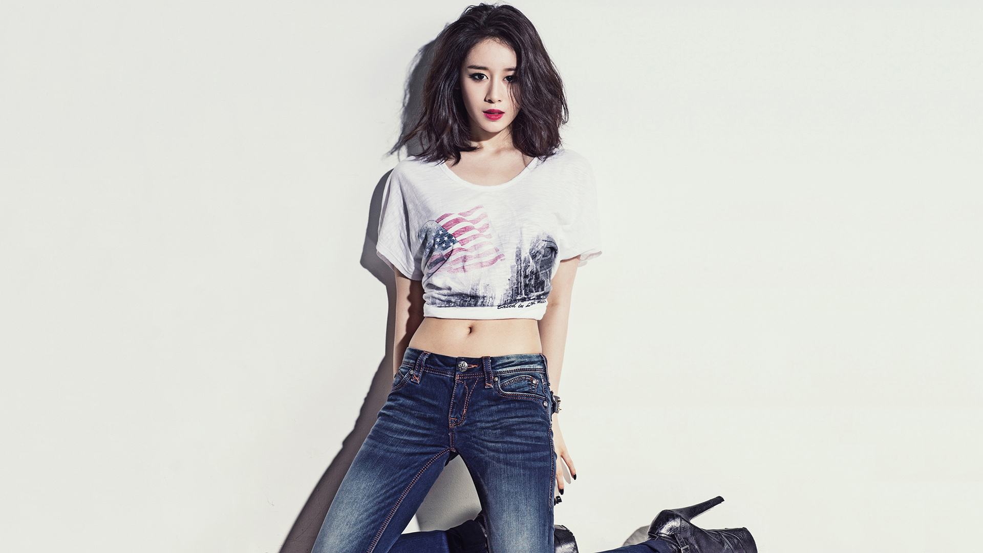 朴智妍,牛仔裤,个性,时尚,写真,韩国高清美女桌面壁纸